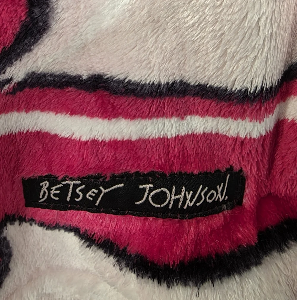 Betsey Johnson Balloon Dogs Pups Ultra Soft Plush Fleece Throw Blanket